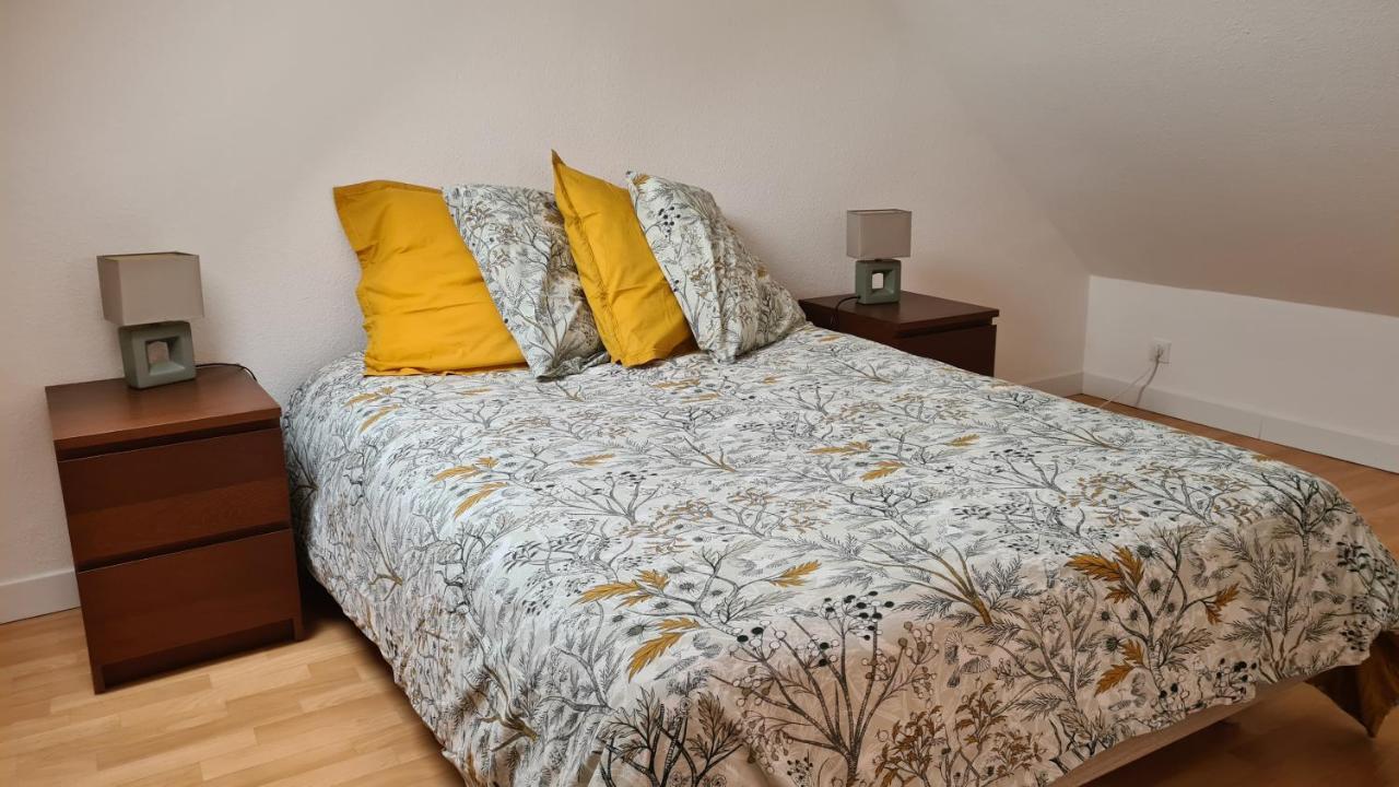 Duplex Au Centre Avec Parking - L'Etoile Apartment Оберне Екстериор снимка