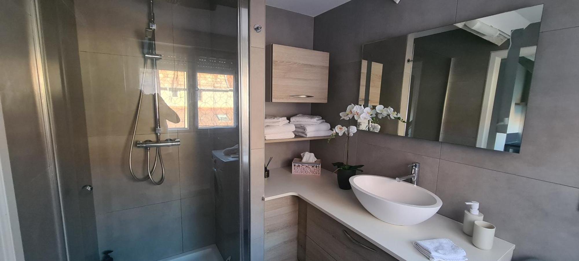 Duplex Au Centre Avec Parking - L'Etoile Apartment Оберне Екстериор снимка